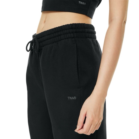 TNA Pants - Aritzia Cozy Fleece Sweat Fleece Boyfriend Fit Original TNA Sweatpant